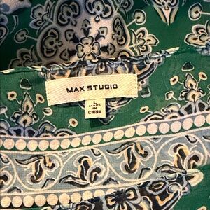 Max Studio Green and Blue Paisley Print Top
